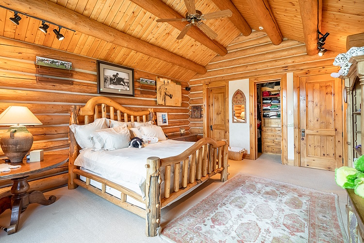 Carbondale Ranch Log Bed